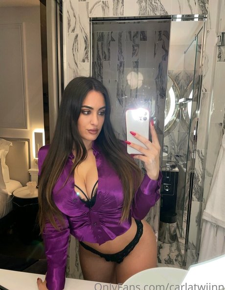 Carla Twin actrice chaude img