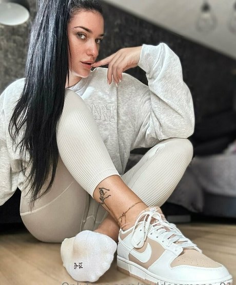 goddessmona 91 étoile nue image