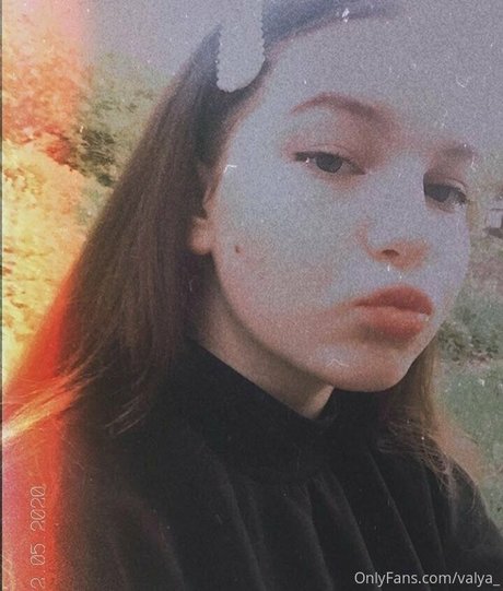 valya_ xxx étoile des photos