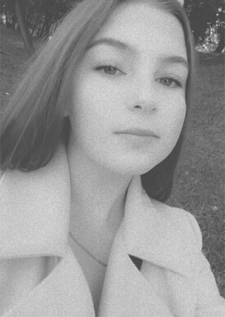 valya_ jolie étoile archive