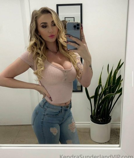 KendraSunderland actrice pornographique archive