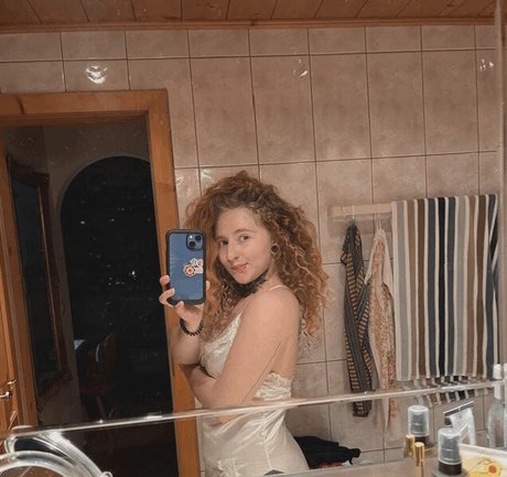 Maryjane Auryn actrice adulte archive