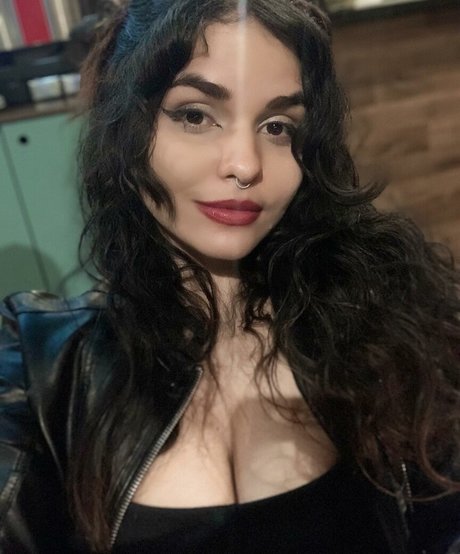 Robertinha nus star du porno image