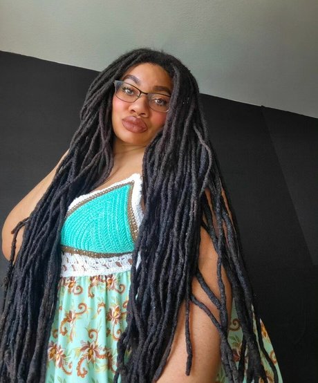 Locked Honey Princess modèle joli galeries