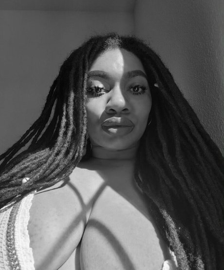 Locked Honey Princess étoile de haute qualité archive