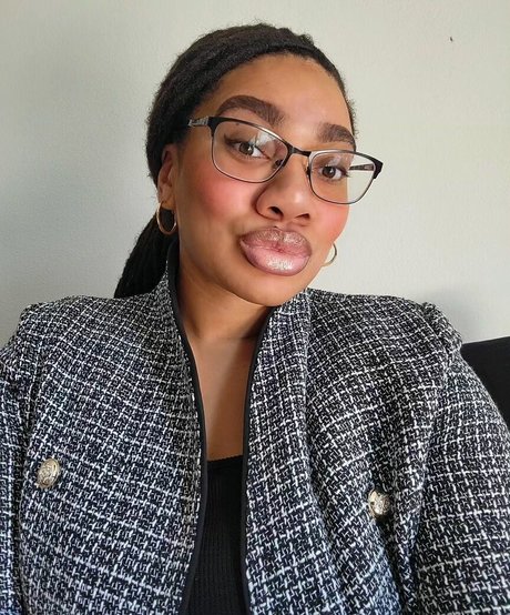 Locked Honey Princess actrice porno photo