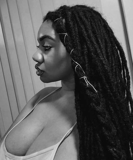 Locked Honey Princess star du porno chaud archive