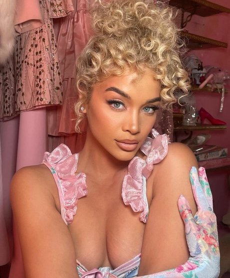 Jasmine Sanders étoile adulte photos