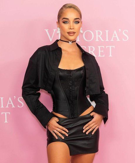 Jasmine Sanders étoile chaude images