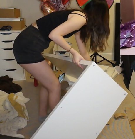 ExtraEmily star du porno chaude archive