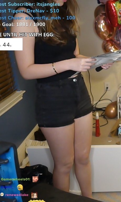 ExtraEmily étoile chaude des photos