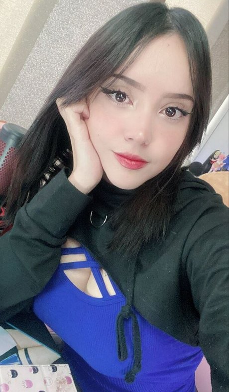 Itsmidna actrice chaude image