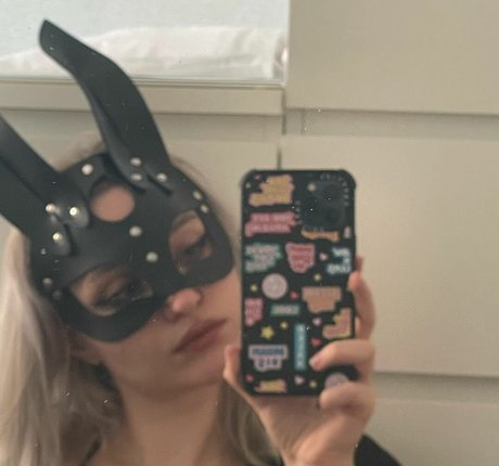 Nihachu jolie étoile galeries