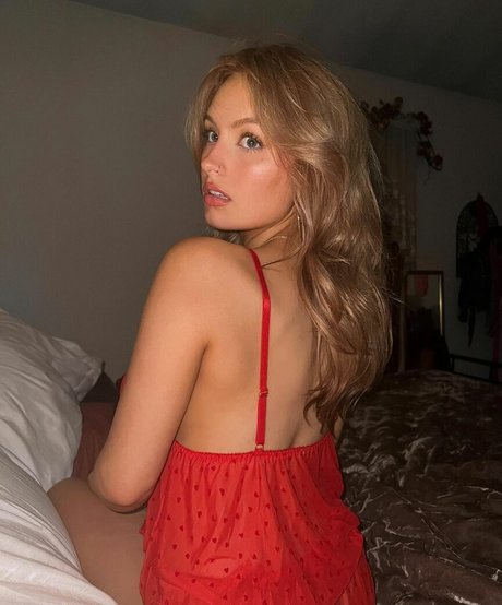 Miahandley actrice xxx photos