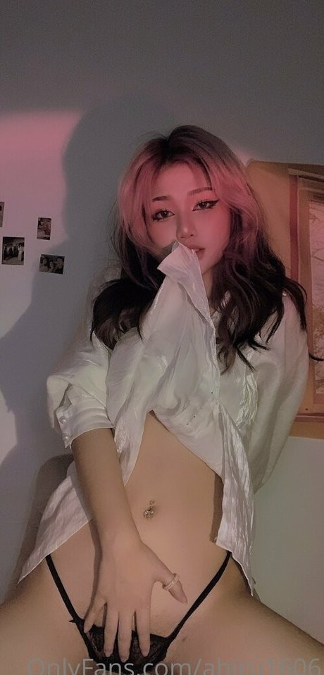 ahiru1606 modèle adulte galeries