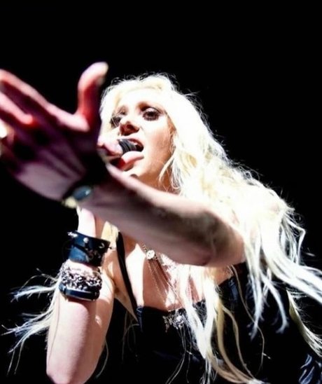 Taylor Momsen Fotoaufnahmen