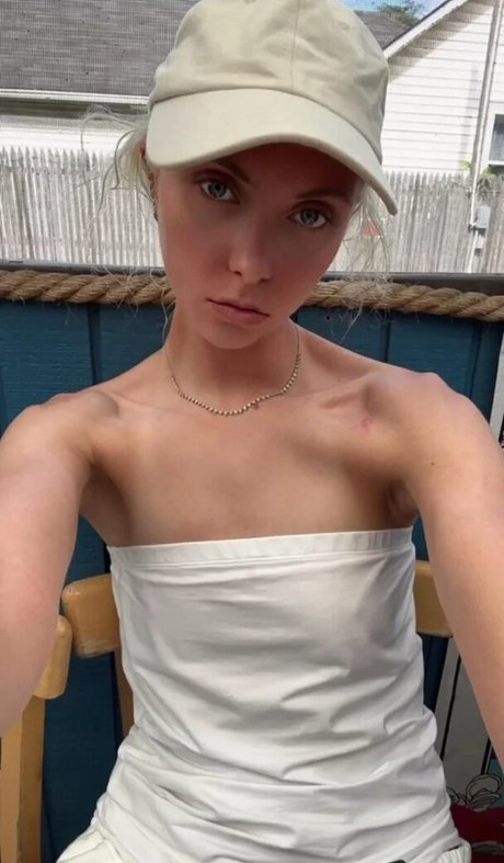 Taylor Momsen modèle hd des photos