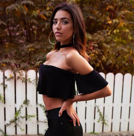 ASMR Glow star du porno nue image