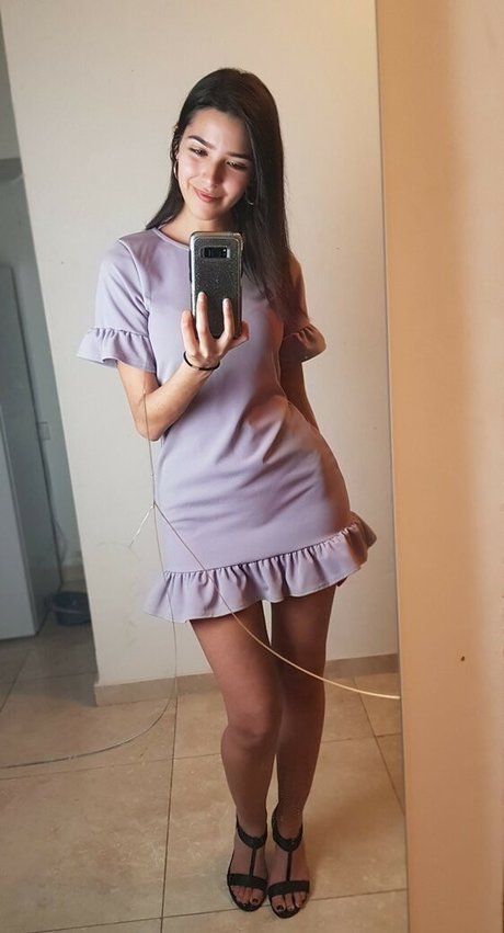 ASMR Glow actrice xxx des photos