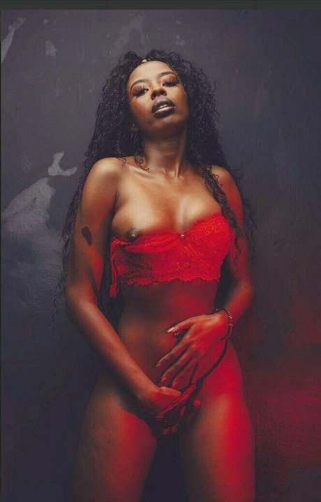 lola redly modèle gratuit galerie