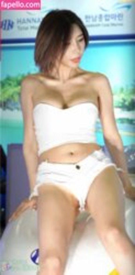 Song Joo A modèle xxx des photos