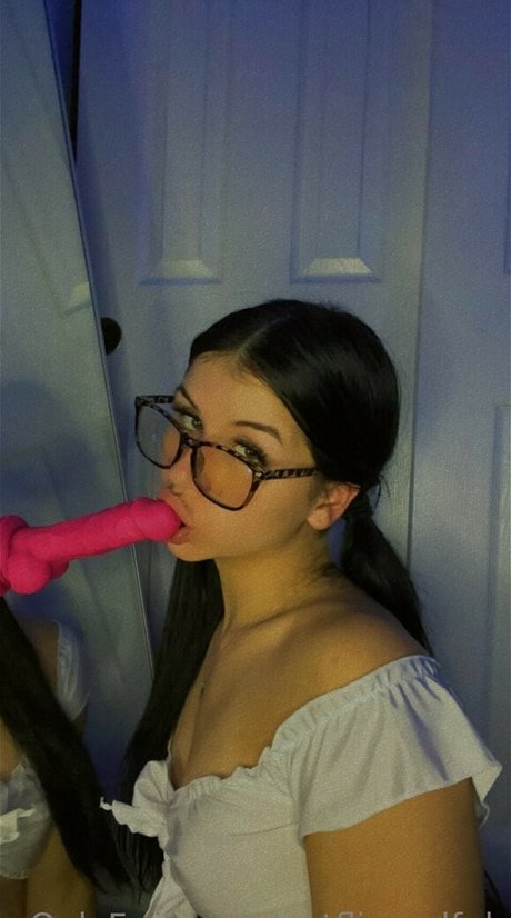 lizzysnyder18 actrice libre images