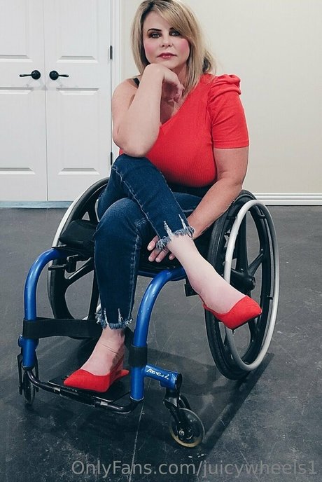 chaton potelé uniquementfans sexe artistique galeries