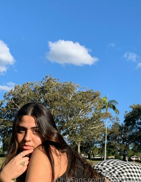 aliyahmaya étoile parfaite image