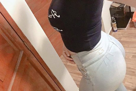 iamanothergirl modèle parfait photos