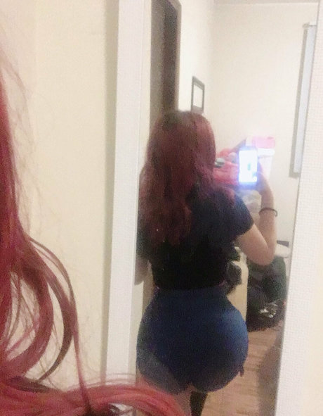 iamanothergirl étoile de l'art archive