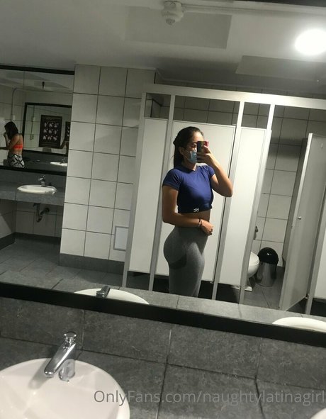 naughtylatinagirl star du porno galeries