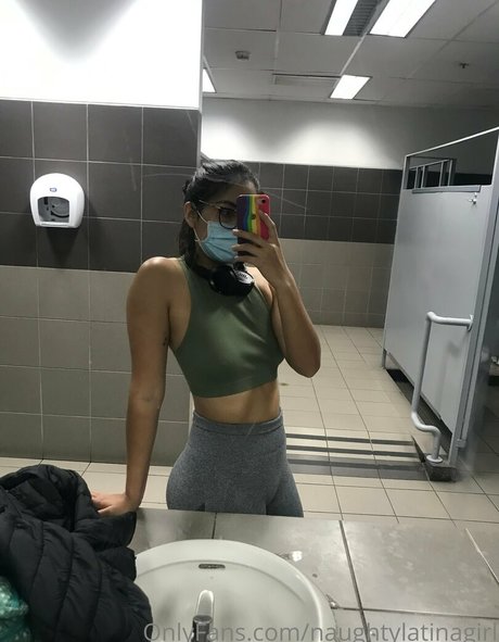 naughtylatinagirl top star images