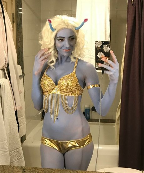 Desert Rose Cosplay étoile gratuite photos