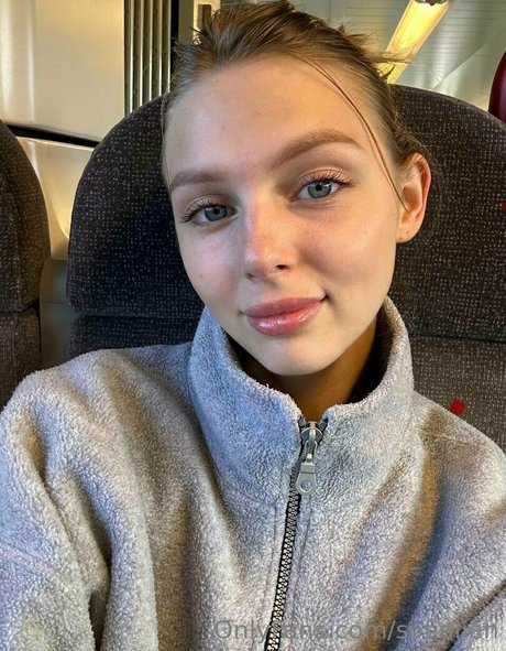 sofialien jolie star du porno image