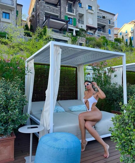 Bojana Stevanovic star du sexe archive