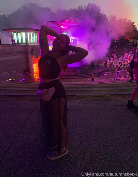 autumnskyexo star pornographique image