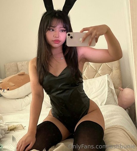 Ashlyne étoile hd galeries