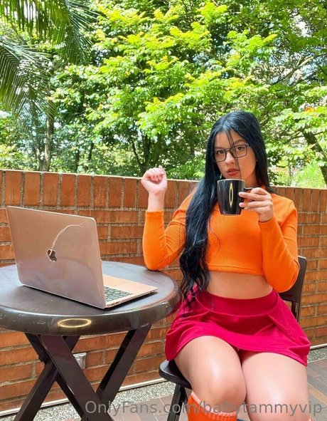 babytammyvip modèle sexy des photos