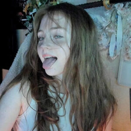 Thqtty star du porno sympa collection