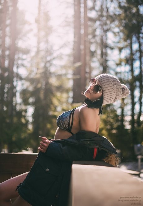 Anastasia Vvedenskaya modèle sexy collection