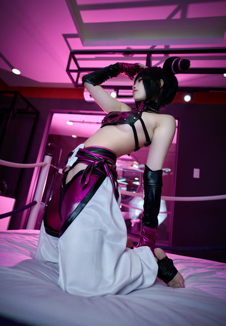 ZinieQ Cosplayer star du porno en haute qualité collection