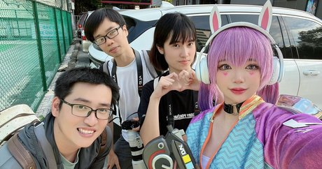 ZinieQ Cosplayer étoile hd archive