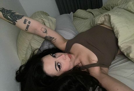 Violet Orlandi actrice porno img