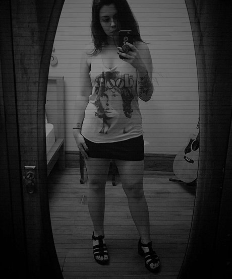 Violet Orlandi étoile magnifique photo