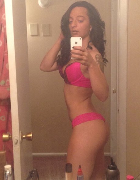 AEW Ruby Soho actrice de nus des photos