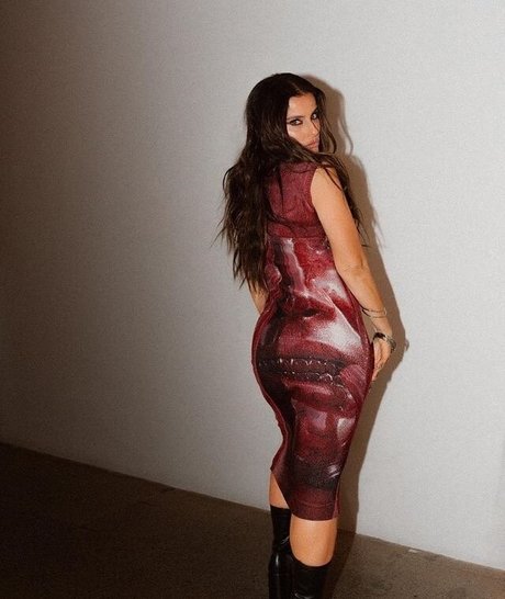 Nelly Furtado modèle de haute qualité photos