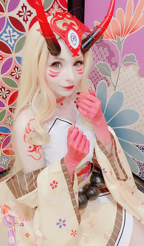 Peachymilky nus de stars du porno galeries