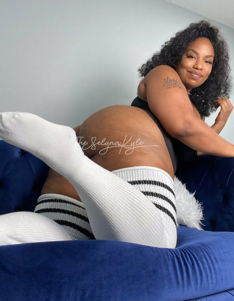 selynakylexoxo actrice porno img