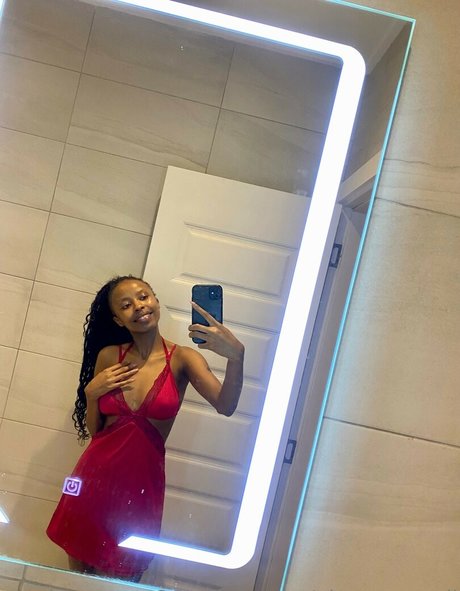 naomiebony star du porno sympa image