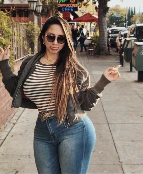 Dajinism star du porno nue photo